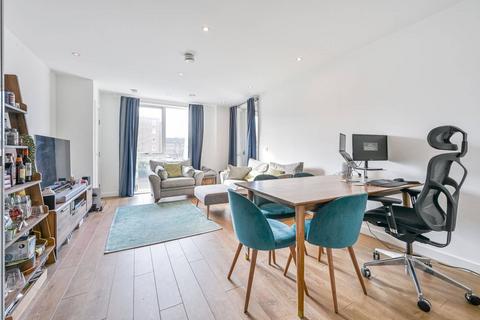 2 bedroom flat for sale, Kennard Apartments, Woolwich, London, SE18