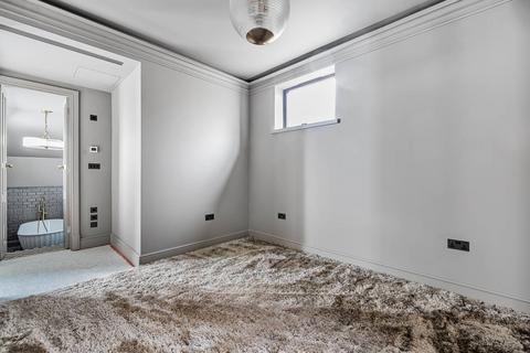 8b Haven Green, London, W5 2UU