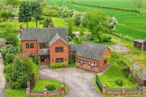 4 bedroom detached house for sale, Wigginton Lane, Comberford, Tamworth