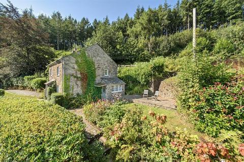 undefined, Luckett, Callington