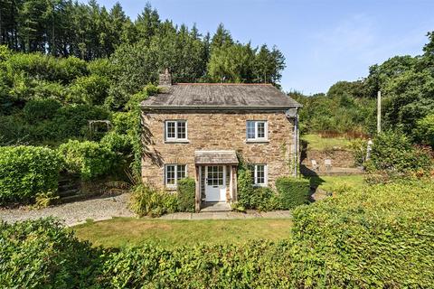 undefined, Luckett, Callington