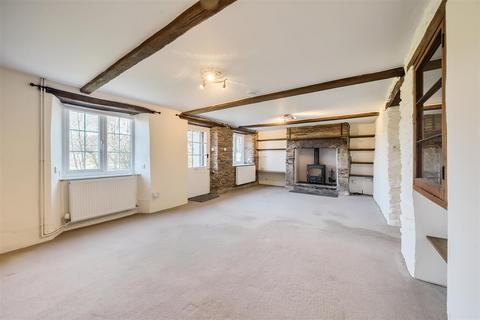 undefined, Luckett, Callington