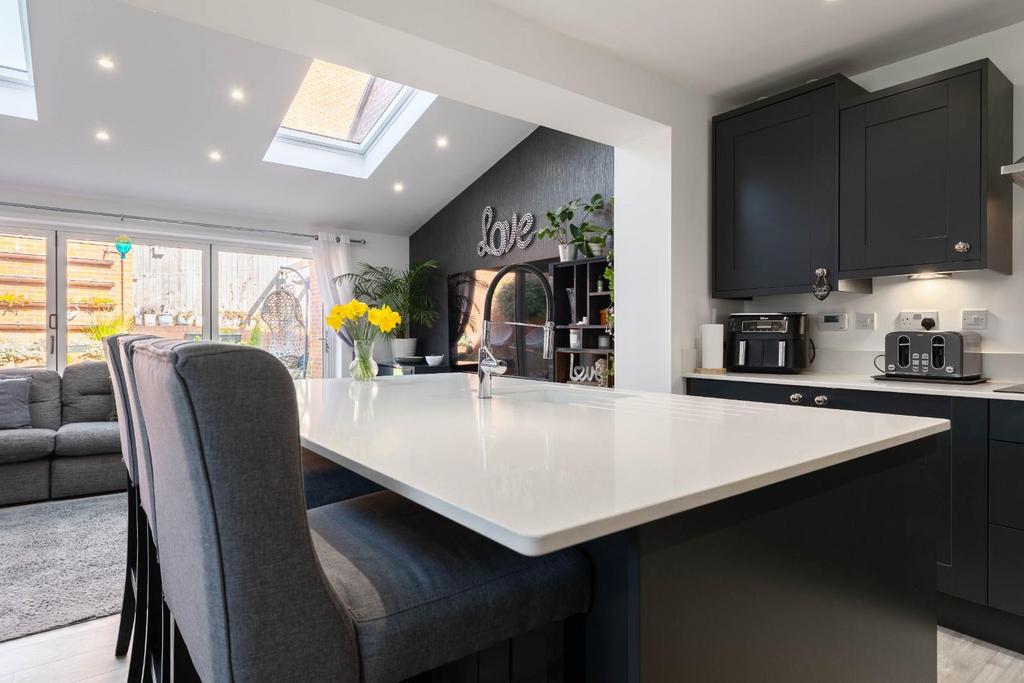 Magnificent open plan kitchen/dining/family room