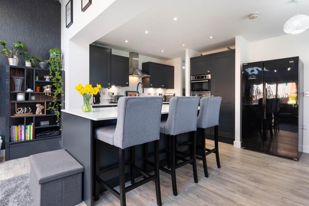 Magnificent open plan kitchen/dining/family room