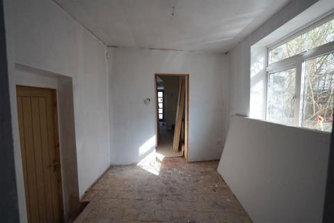 37 Stubbs Road, Penn Fields, Wolverhampton, WV3 7DJ