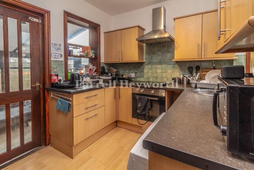 Kitchen image 2