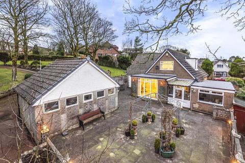 3 Kings Drive, Hoddlesden, Darwen, BB3 3RB