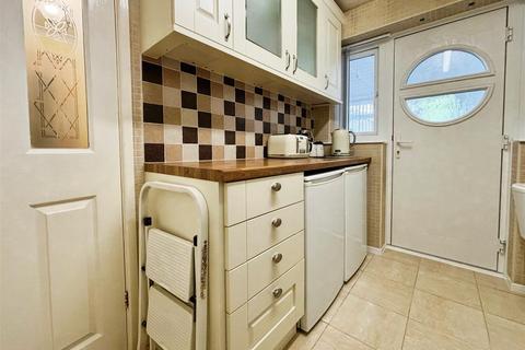 9 Stonecroft, Bradford, BD2 2HW