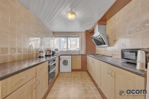 3 bedroom terraced house for sale, Kent Court, North Acre NW9