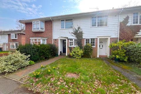 2 bedroom terraced house to rent, Cumberland Avenue, Guildford, Surrey, GU2