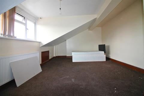 3 bedroom house to rent, Gaythorne Road, Bradford