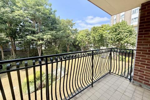 2 bedroom apartment for sale, Meyrick Road, Bournemouth, BH1