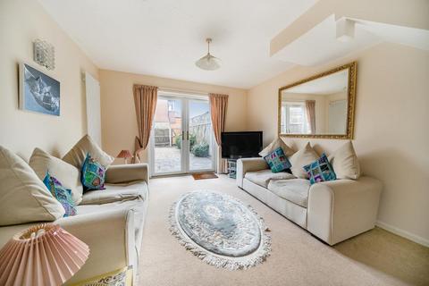 2 bedroom terraced house to rent, Othello Grove,  Warfield,  RG42