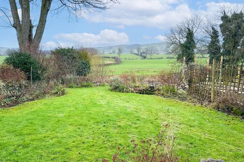 4 bedroom detached house for sale, Walker Close, Glusburn, Keighley