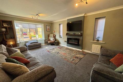 24 Bentinck Lane, Sigglesthorne, Hull, HU11 5QR