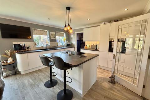 24 Bentinck Lane, Sigglesthorne, Hull, HU11 5QR