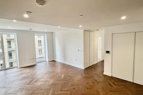 2 bedroom apartment to rent, 10 Parkview Avenue, London NW2