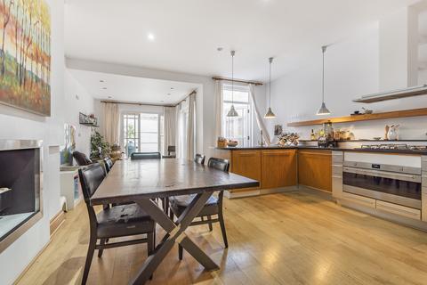 5 bedroom terraced house to rent, Broomhouse Road, London, SW6