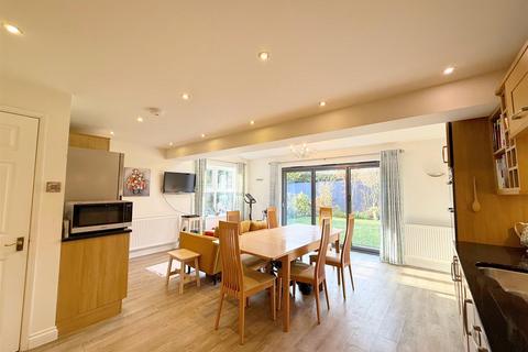 17 Bodicote Grove, Sutton Coldfield, B75 5TG