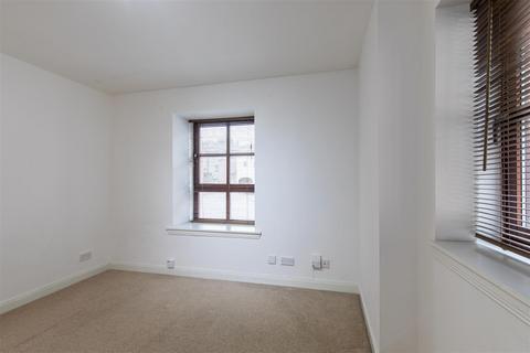 1 bedroom flat for sale, Kinnoull Street, Perth