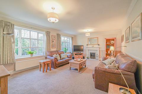 5 bedroom detached house for sale, Kendrick Close, Solihull, B92