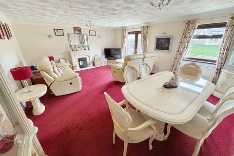 2 bedroom detached bungalow for sale, The Causeway, Soham