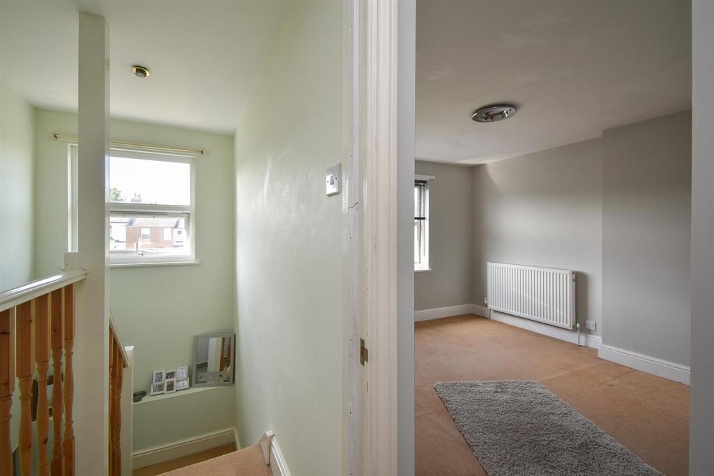 Bedroom/stairs