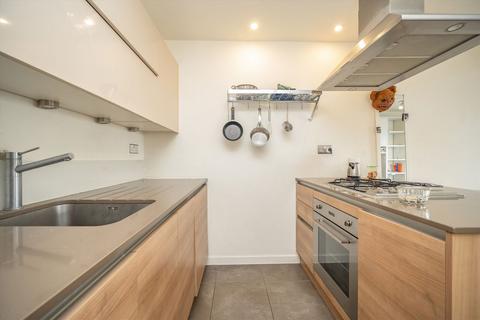 1 bedroom flat to rent, Crowder Street, London E1