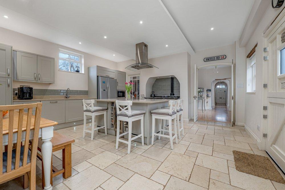 Breakfast Kitchen