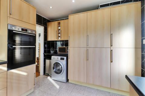 4 bedroom detached house for sale, Conifer Drive, Meopham, Gravesend, Kent, DA13
