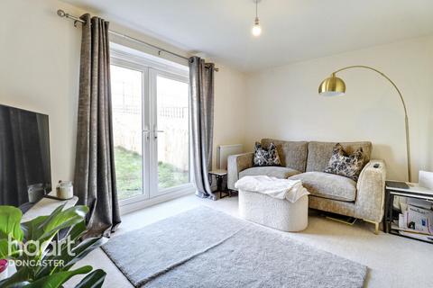 undefined, Creek Drive, Doncaster