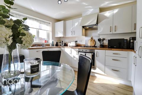 undefined, Creek Drive, Doncaster