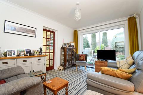 undefined, Cambridge Avenue, Burnham, SL1