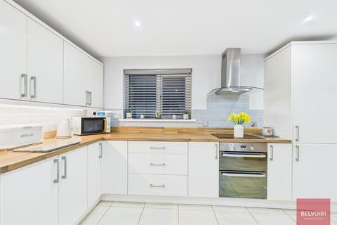 3 bedroom end of terrace house for sale, Laurel Place, Sketty, Swansea, SA2