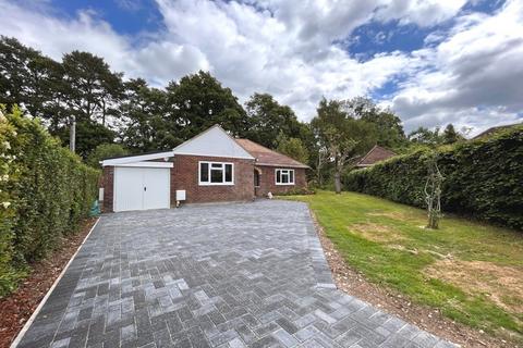 2 bedroom bungalow to rent, Dene Road