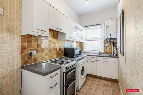 2 bedroom apartment to rent, Brookbank Road Lewisham SE13