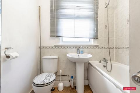 2 bedroom apartment to rent, Brookbank Road Lewisham SE13