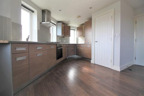 2 bedroom penthouse to rent, Springfield Road, Chelmsford