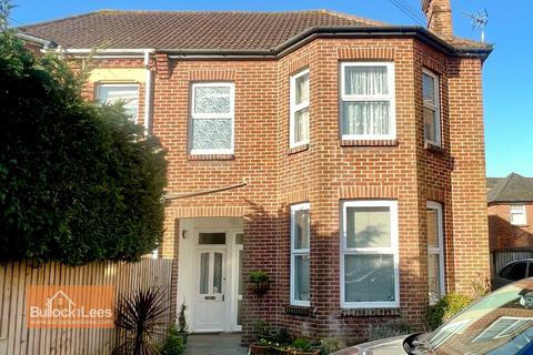 2 bedroom flat for sale, Adeline Road, Bournemouth, spacious first floor flat.