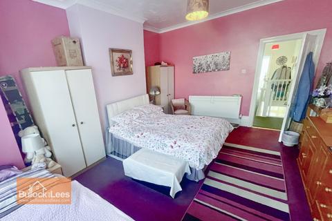 1b Adeline Road, Bournemouth, BH5 1EE