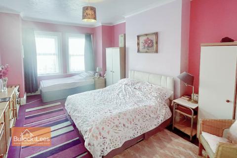 1b Adeline Road, Bournemouth, BH5 1EE