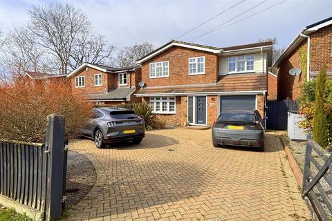 5 bedroom detached house for sale, Burnbake Road, Verwood