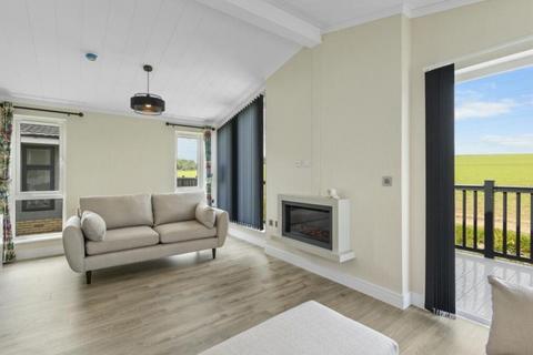 2 bedroom park home for sale, Linford Stanford-le-Hope