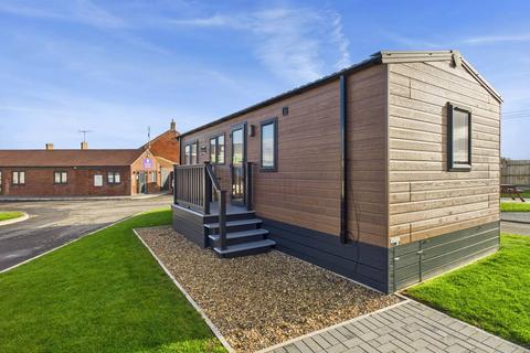 2 bedroom static caravan for sale, Bacton Norwich