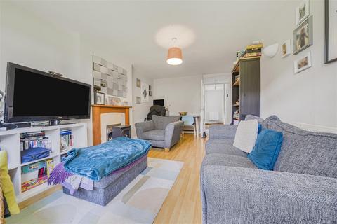 2 bedroom flat for sale, Osborne Road, Windsor