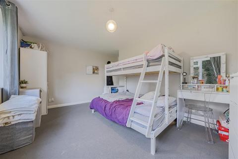 2 bedroom flat for sale, Osborne Road, Windsor