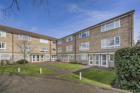 2 bedroom flat for sale, Osborne Road, Windsor