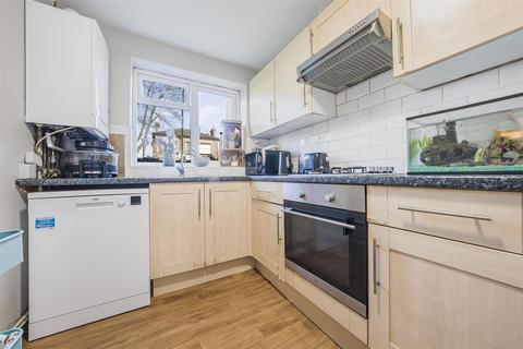 2 bedroom flat for sale, Osborne Road, Windsor