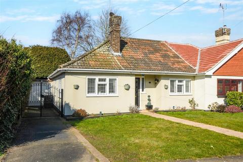 2 bedroom semi-detached bungalow for sale, South Drive, Warley, Brentwood