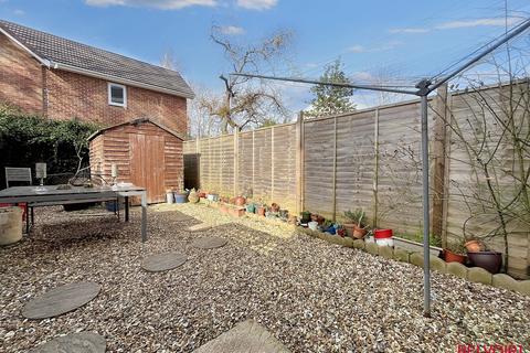 10 Brook Vale, Charlton Kings, Cheltenham, GL52 6JD